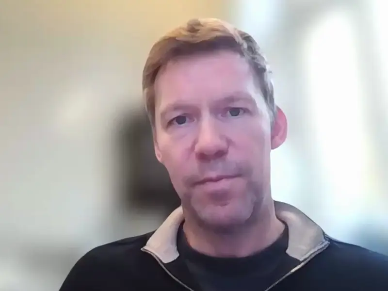 How is belantamab mafodotin currently used in clinical practice for MM?